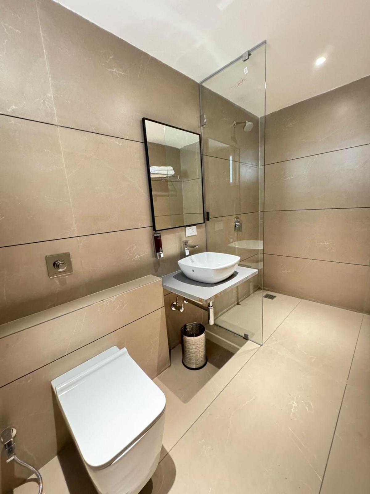 Hotel Carnival Parbhani Экстерьер фото
